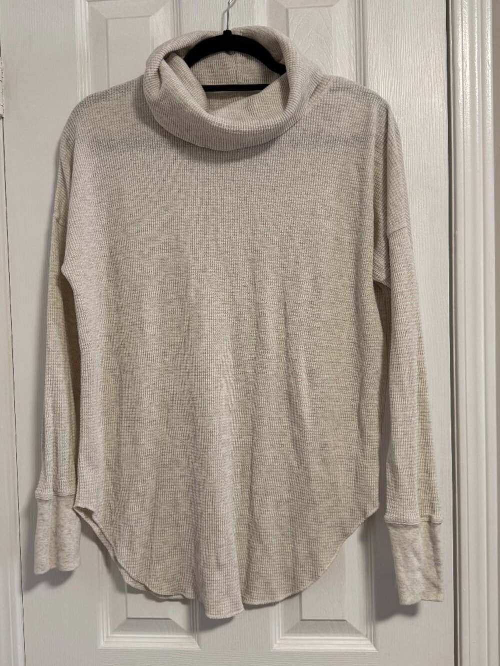 Aritzia The Group by Babaton Cowlneck Longsleeve